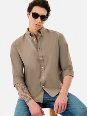 Ralph LaurenBest Oxford Men’s Classic Slim-Fit Button-Down Shirt – Beige Colour